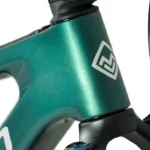 MEGAMO REASON CRB 03 GREEN Avinox M2S 2027