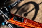 MEGAMO REASON CRB 03 AXS AMBER ORANGE Avinox M2S 2027 - Imagen 3