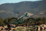 MEGAMO REASON CRB 05 GREEN Avinox M2S 2027 - Imagen 3