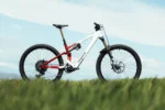 MEGAMO REASON AL 05 BLACK WHITE RED M2S 2027 - Imagen 4