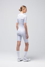 Detalle del mono Gobik Stratos Steel mujer