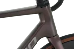 Megamo Raise 03 Garnet UD 2026, vista 2