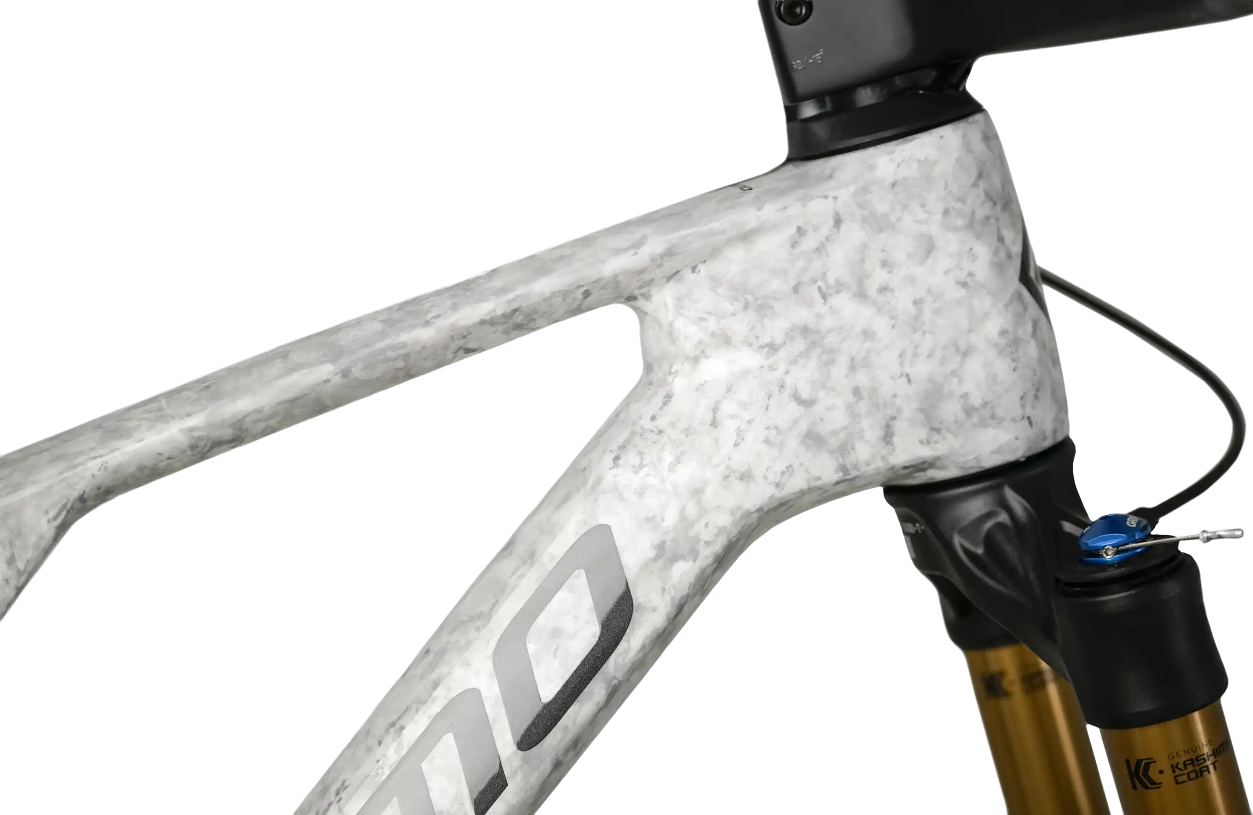 Detalle de la Megamo Track 01 Jade White 2026