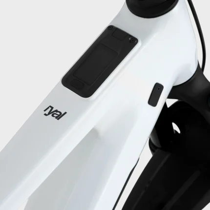 Megamo Ryal 08 White 2027, vista 2