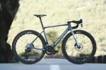 Megamo Raise 03 CW LTD Black Ice 2027, vista 4