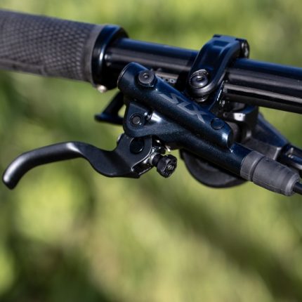 Freno de disco Shimano SLX M7120 delantero vista 2