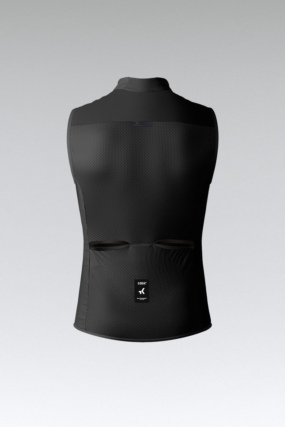 Gobik Prime Ink Black hombre chaleco de ciclismo en detalle