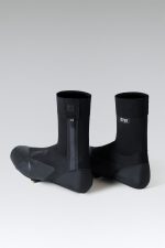 Detalle de los cubrezapatillas de invierno para MTB y gravel Gobik cubrezapatillas Avert MTB